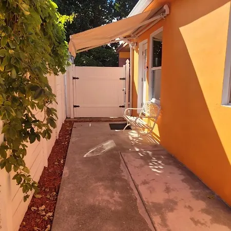 Welcome Heart And Reliable Heart Vacation Houses Miami Exterior photo