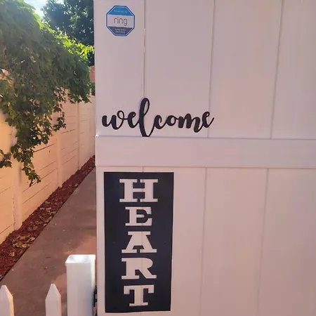 Welcome Heart And Reliable Heart Vacation Houses Miami Exterior photo